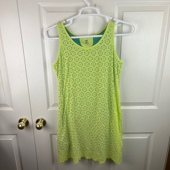Title Nine Nimblene Laser Cut Illusion Sleeveless Dress Yellow  Medium - Picture 2 of 4